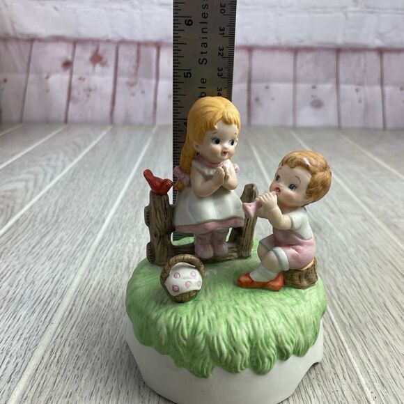 Lund’s Lites Music Box. Lefton China. Hand Painted  #00123. Boy, Girl Picnic - Picture 11 of 11